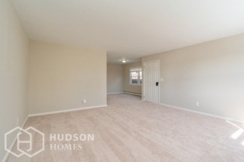 For Rent Hudson Homes Management - 132 JUDY DR UNIT 2 - Photo Gallery 2