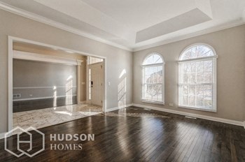 Hudson Homes Management Single Family Home For Rent Pet Friendly remodeled kitchen remodeled bathroom beautiful lawn spacious vaulted ceiling island kitchen granite patio ceramic tile  2117 FARGO BOULEVARD GENEVA Illinois 60134 - Photo Gallery 4