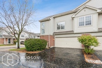 Hudson Homes Management Single Family Home For Rent Pet Friendly remodeled kitchen remodeled bathroom beautiful 2262 Rockefeller Dr Geneva IL 60134 - Photo Gallery 5
