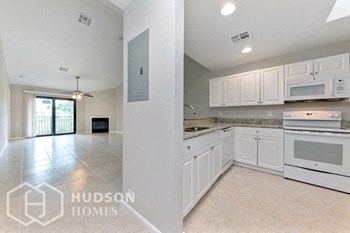 Hudson Homes Management Hudson Homes Management Single Family Home For Rent Pet Friendly 2425 sw 22nd ave apt 201 delray beach FL 2 bedrooms 2 bathrooms fireplace high ceilings balcony ceiling fans updated bathrooms - Photo Gallery 5
