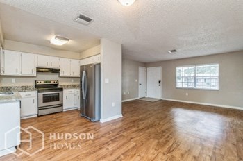 Hudson Homes Management Single Family Homes- 2701 Lakewood Ln, Eustis, FL 32726 - Photo Gallery 5