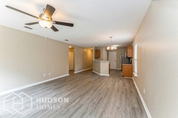 Hudson Homes Management Single Family Homes - Photo Gallery 4