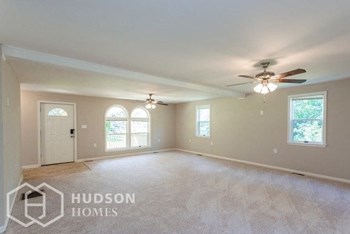 Hudson Homes Management Hudson Homes Management Single Family Home For Rent Pet Friendly 29 N Earlton Road Havre De Grace MD 21078 3 bedrooms 2 bathrooms refrigerator microwave dishwasher carpet back yard deck detached garage primary bedroom ceiling fan - Photo Gallery 5