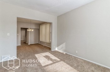 Hudson Homes Management Single Family Home For Rent Pet Friendly 6429 S MORGAN ST Unit 1 - CHICAGO, IL - Photo Gallery 4