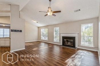 Hudson Homes Management Single Family Home 649 Fernstone Trl, Lawrenceville, GA, 30046 - Photo Gallery 3