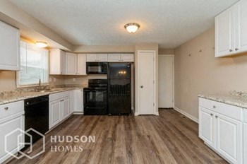 Hudson Homes Management Hudson Homes Management Single Family Home For Rent Pet Friendly remodeled kitchen remodeled bathroom beautiful 7454 Gale Rd Sw Pataskala OH 43062 - Photo Gallery 6