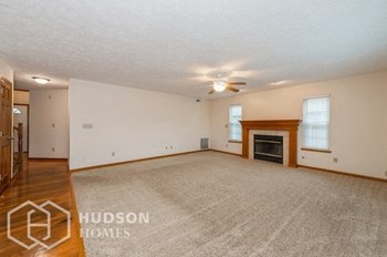 Hudson Homes Management Hudson Homes Management Single Family Home For Rent Pet Friendly remodeled kitchen remodeled bathroom beautiful 777 West Street Whiteland IN 46184 - Photo Gallery 3