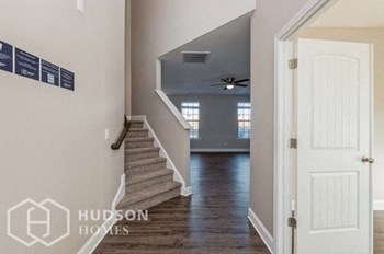 Hudson Homes Management Single Family Home For Rent Pet Friendly Home For Rent 930 Stable Fern Dr - Photo Gallery 4