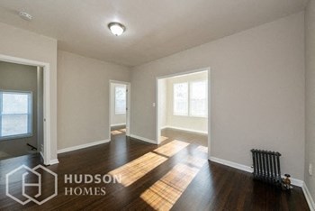 Hudson Homes Management Single Family Home – 1014 Roselle St Unit 2 For Rent - Photo Gallery 10