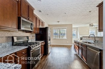 Hudson Homes Management Single Family Home 1060 Clairidge Ln, Lawrenceville, GA, 30046 - Photo Gallery 4
