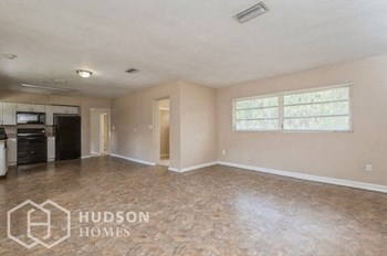 Hudson Homes Management Single Family Homes - Photo Gallery 4
