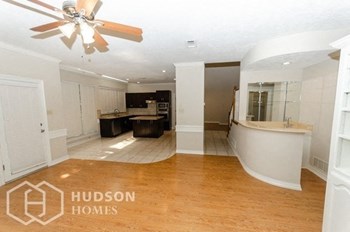 Hudson Homes Management Hudson Homes Management Single Family Home For Rent - Photo Gallery 4