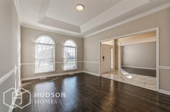 Hudson Homes Management Hudson Homes Management Single Family Home For Rent Pet Friendly remodeled kitchen remodeled bathroom beautiful lawn spacious vaulted ceiling island kitchen granite patio ceramic tile 2117 FARGO BOULEVARD GENEVA Illinois 60134 - Photo Gallery 5