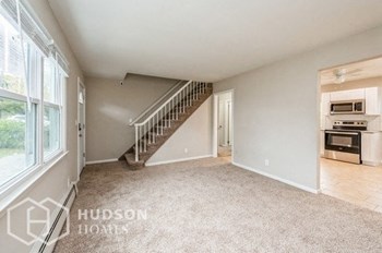 Hudson Homes Management Hudson Homes Management Single Family Home For Rent Pet Friendly - Photo Gallery 2