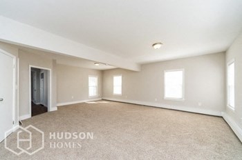 Hudson Homes Management Hudson Homes Management Single Family Home For Rent Pet Friendly 31 Calhoun Avenue Unit 2 Everett MA 02149 3 bedrooms 1 bathroom front porch dishwasher refrigerator microwave carpet - Photo Gallery 3