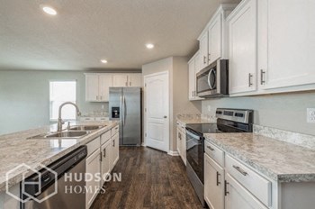 Hudson Homes Management Hudson Homes Management Single Family Homes- 3519 Heron Cove Dr, Green Cove Springs, FL 32043 - Photo Gallery 4