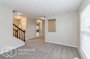 Hudson Homes Management Single Family Homes – 410 Ogden Fls Blvd, Oswego, IL, 60543 - Photo Gallery 3