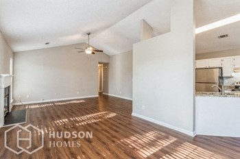 Hudson Homes Management Single Family Home 649 Fernstone Trl, Lawrenceville, GA, 30046 - Photo Gallery 4