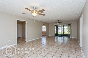 Hudson Homes Management Single Family Homes- 10205 Turkey Oak Dr, New Port Richey, FL 34654 - Photo Gallery 5