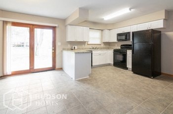 1177 SUNNYSLOPE DR 3 Beds House for Rent - Photo Gallery 5
