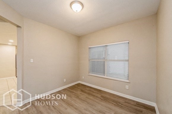 Hudson Homes Management Single Family Homes – 1352 W Branch Hollow Dr, Carrollton, TX, 75007