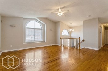 15 FRENCH AVENUE 3 Beds House for Rent - Photo Gallery 5