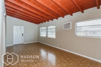 1613 Nw 15Th Ave 3 Beds House for Rent - Photo Gallery 5