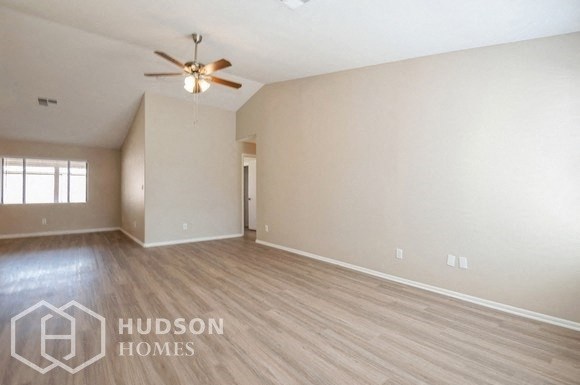 Hudson Homes Management Single Family Homes - 3134 E John Cabot Dr, Phoenix, AZ, 85032
