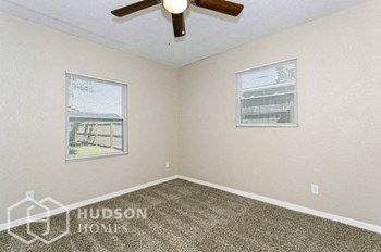 Hudson Homes Management Single Family Homes – 4125 7Th Ave N, Saint Petersburg FL, 33713 - Photo Gallery 4