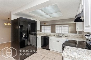 Hudson Homes Management Single Family Home For Rent Pet Friendly  - 5651 Canosa Drive, Holiday, FL, 34690 - Photo Gallery 5