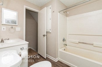 Hudson Homes Management Single Family Home For Rent Pet Friendly remodeled kitchen remodeled bathroom beautiful 7454 Gale Rd Sw  Pataskala  OH	43062 - Photo Gallery 12