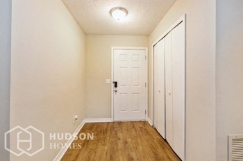 Hudson Homes Management Single Family Home For Rent Pet Friendly - 8161 Crosswind Rd, Jacksonville, FL, 32244 - Photo Gallery 5
