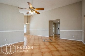 Hudson Homes Management Hudson Homes Management Single Family Home For Rent Pet Friendly 11224 Bramblebrush St Tampa FL 33624 3 bedrooms 2 bathrooms carpet high ceilings stainless steel appliances ceiling fans dishwasher refrigerator microwave granite countertops attached garage - Photo Gallery 2
