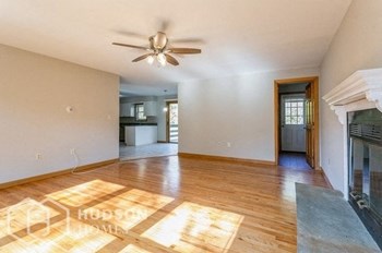 127 BRIAR RIDGE RD 4 Beds House for Rent - Photo Gallery 6