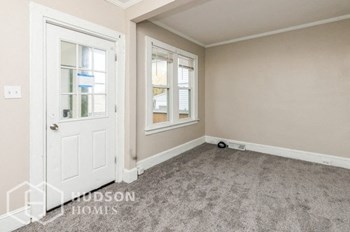 Hudson Homes Management Single Family Homes - 127 Exchange Street, Colonie, NY, 12205 - Photo Gallery 5