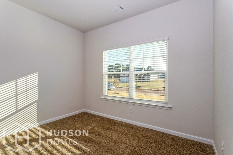 Hudson Homes Management Single Family Home For Rent Pet Friendly 1383 Deutz Drive, Locust Grove, GA, 30248