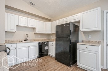 Hudson Homes Management Single Family Homes - Photo Gallery 6