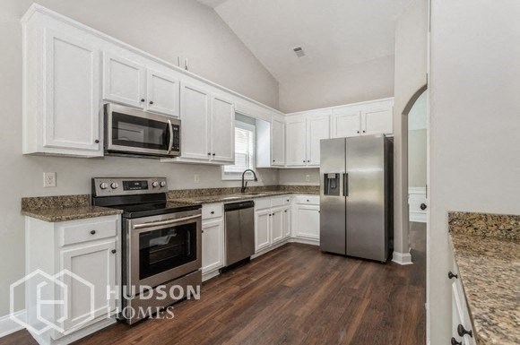 Hudson Homes Management Single Family Home 1530 Dillard Heights Dr, Bethlehem, GA, 30620