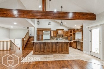 Hudson Homes Management Single Family Homes - 16 Horseshoe Ln, Lemont, IL, 60439 - Photo Gallery 5
