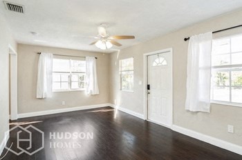 Hudson Homes Management Single Family Homes- 328 N E St, Lake Worth, FL 33460 - Photo Gallery 6