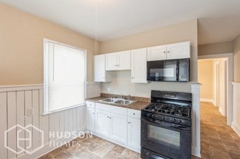 Hudson Homes Management Single Family Homes - 350 HAMPSHIRE STREET Unit 2, BUFFALO, NY, 14213 - Photo Gallery 3