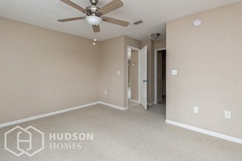 Hudson Homes Management Hudson Homes Management Single Family Home For Rent Pet Friendly 4732 NW 114th Ave 203 Doral FL 33178 3 bedrooms 2 bathrooms refrigerator dishwasher ceiling fans carpet bedrooms private balcony - Photo Gallery 6