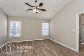 Hudson Homes Management Single Family Home For Rent Pet Friendly remodeled kitchen remodeled bathroom beautiful 6724 Cambridge Park Dr Apollo Beach FL 33572 - Photo Gallery 6