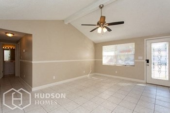 Hudson Homes Management Single Family Home For Rent Pet Friendly - 8908 High Ridge Ct, Tampa, FL 33634 - Photo Gallery 6