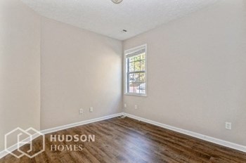 Hudson Homes Management Single Family Home 1060 Clairidge Ln, Lawrenceville, GA, 30046 - Photo Gallery 7