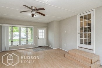 Hudson Homes Management Single Family Home 1139 Foxon Rd, North Branford, CT, 06471 - Photo Gallery 6