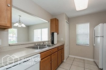 Hudson Homes Management Single Family Home For Rent Pet Friendly 12928 Jessup Watch Place Riverview FL 33579 3 bedrooms 2.5 bathrooms carpet dishwasher refrigerator microwave ceiling - Photo Gallery 5