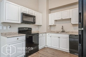 Hudson Homes Management Single Family Homes - Photo Gallery 4