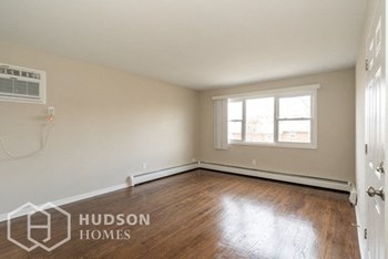 Hudson Homes Management Single Family Homes - 221 SUSSEX ST Unit 2, HARRISON, NJ, 07029 - Photo Gallery 3
