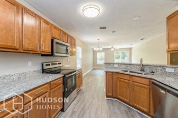 Hudson Homes Management Single Family Homes - Photo Gallery 6